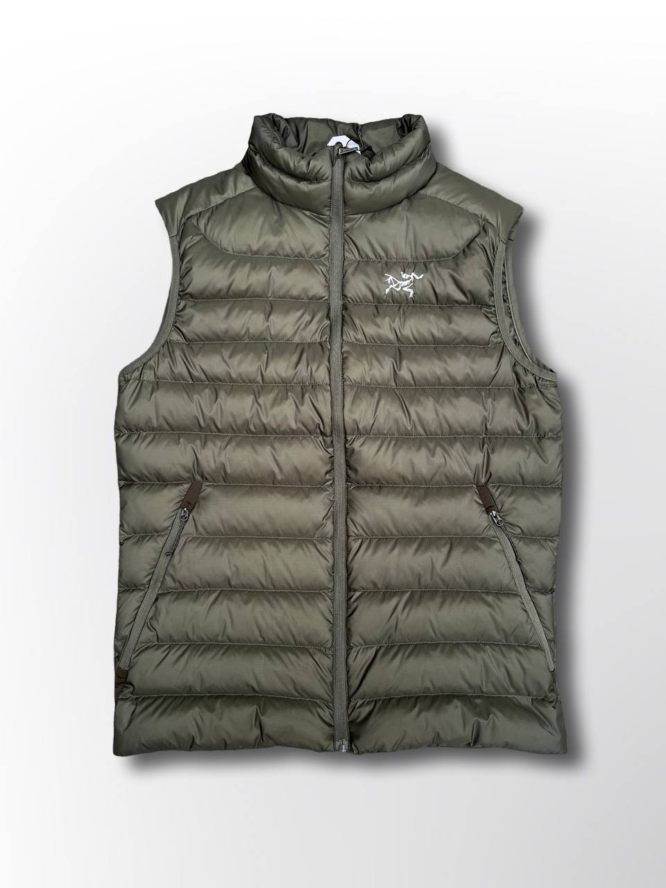 Brugt Arc’teryx Cerium down vest i khaki grøn M medium