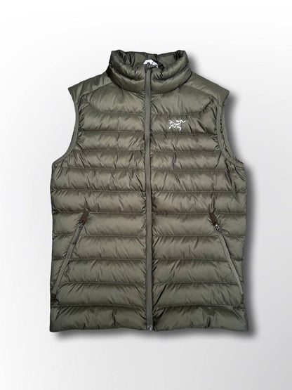 Brugt Arc’teryx Cerium down vest i khaki grøn M medium