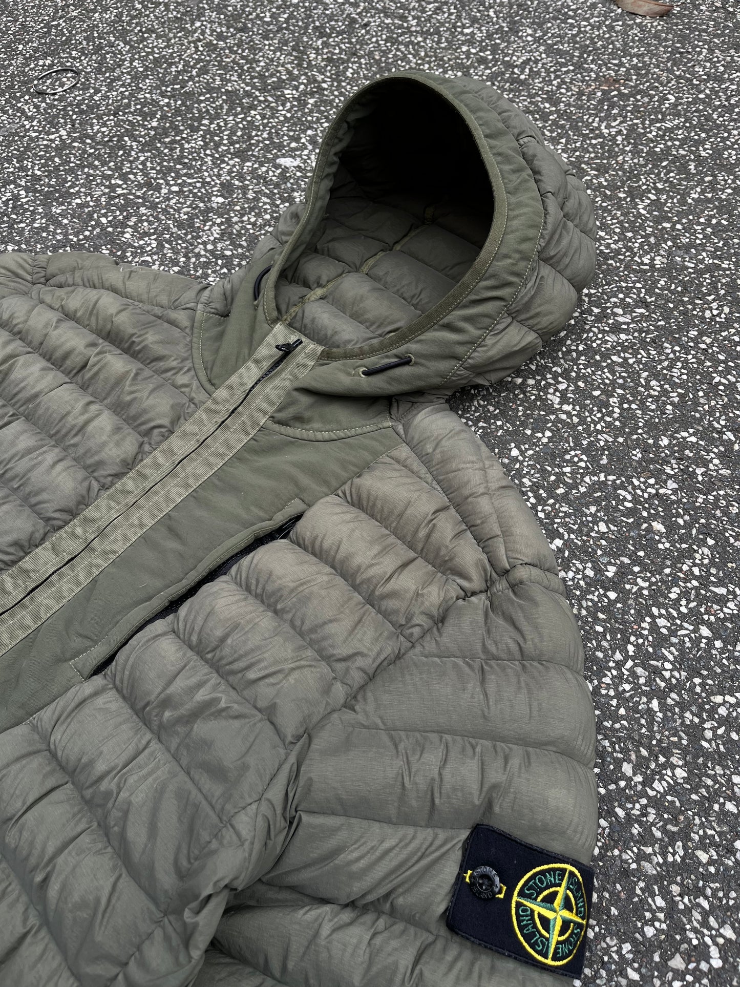 Stone Island Lightweight Down Jacket Olive Green, Str. L
