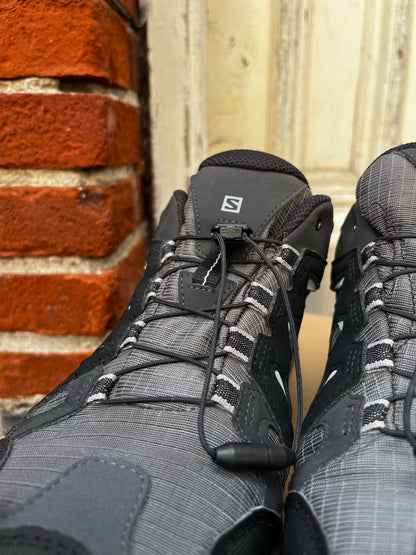 Brugte Hiking sko / vandre sneakers fra Salomon i sort med Gore-tex 44