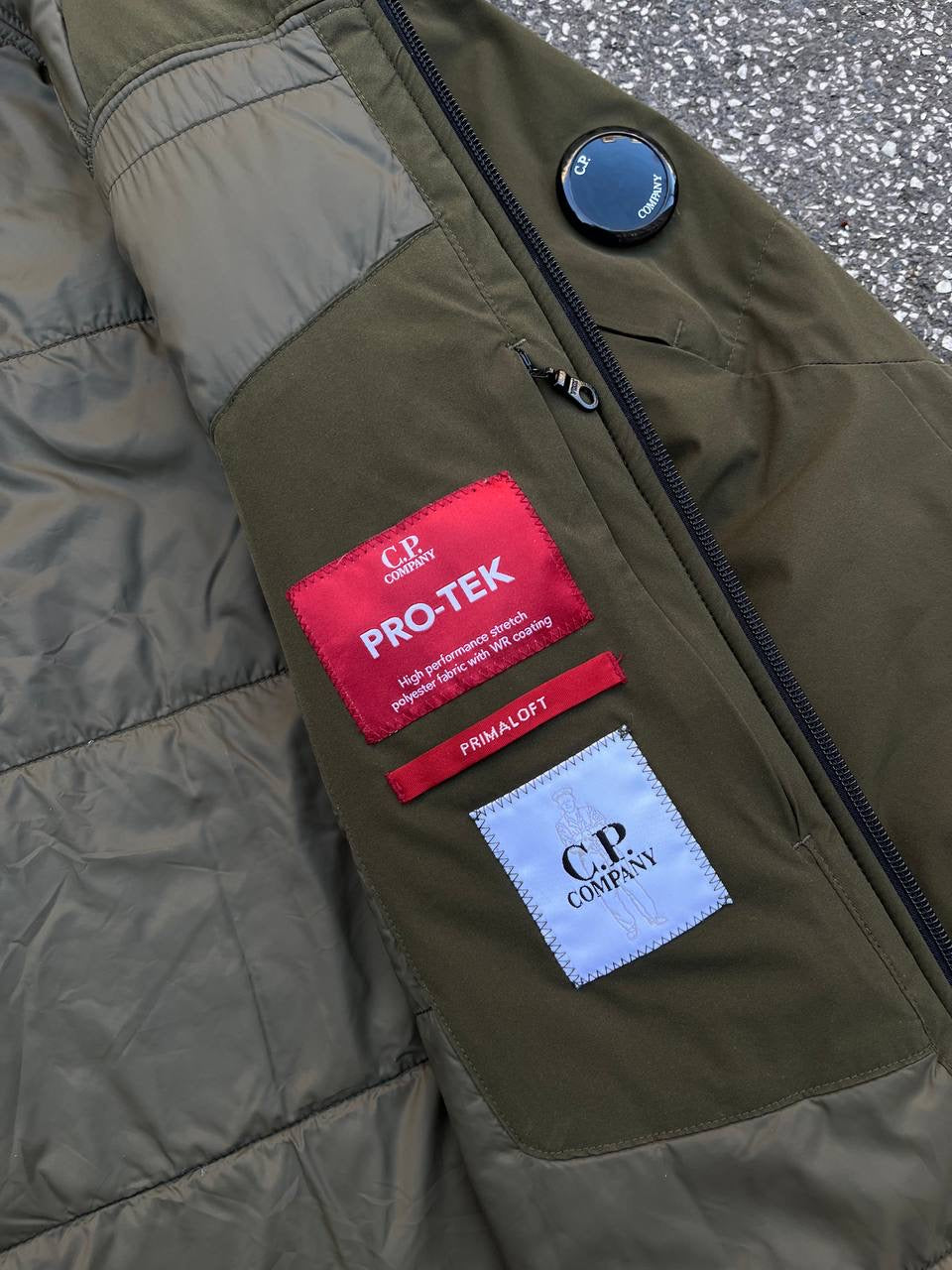 C.P.Company Pro-Tek jakke Primaloft i khaki Grøn S Small Brugt