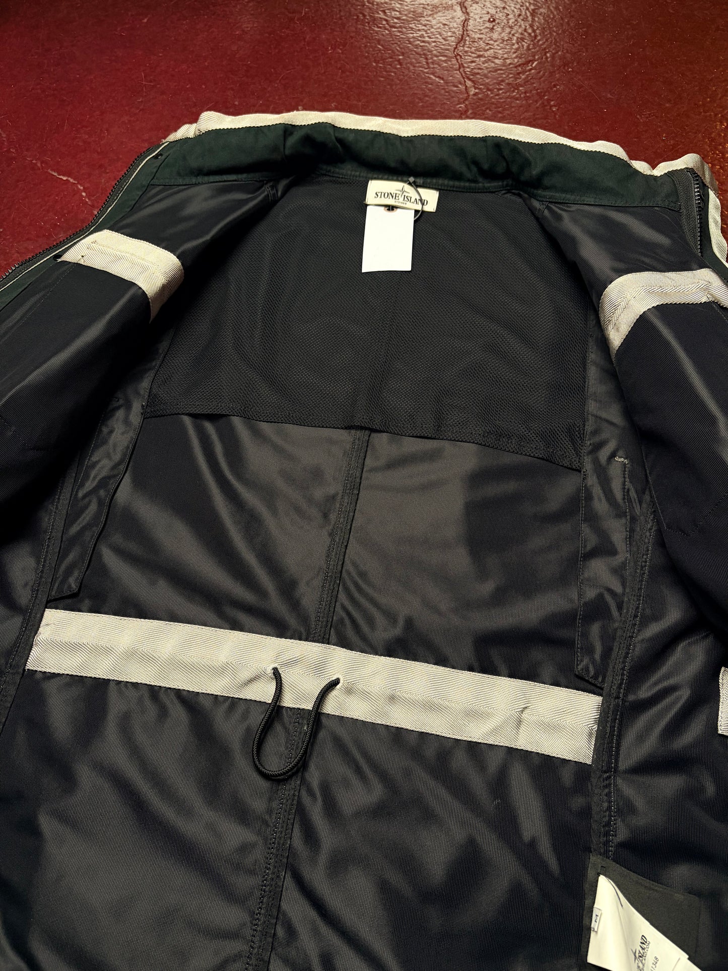 Stone Island Liquid Reflective Jacket — AW/Archive Piece M Medium