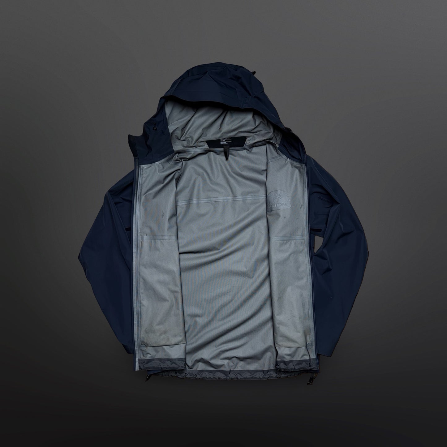 Arc’teryx Beta LT Jacket – Navy (XL)