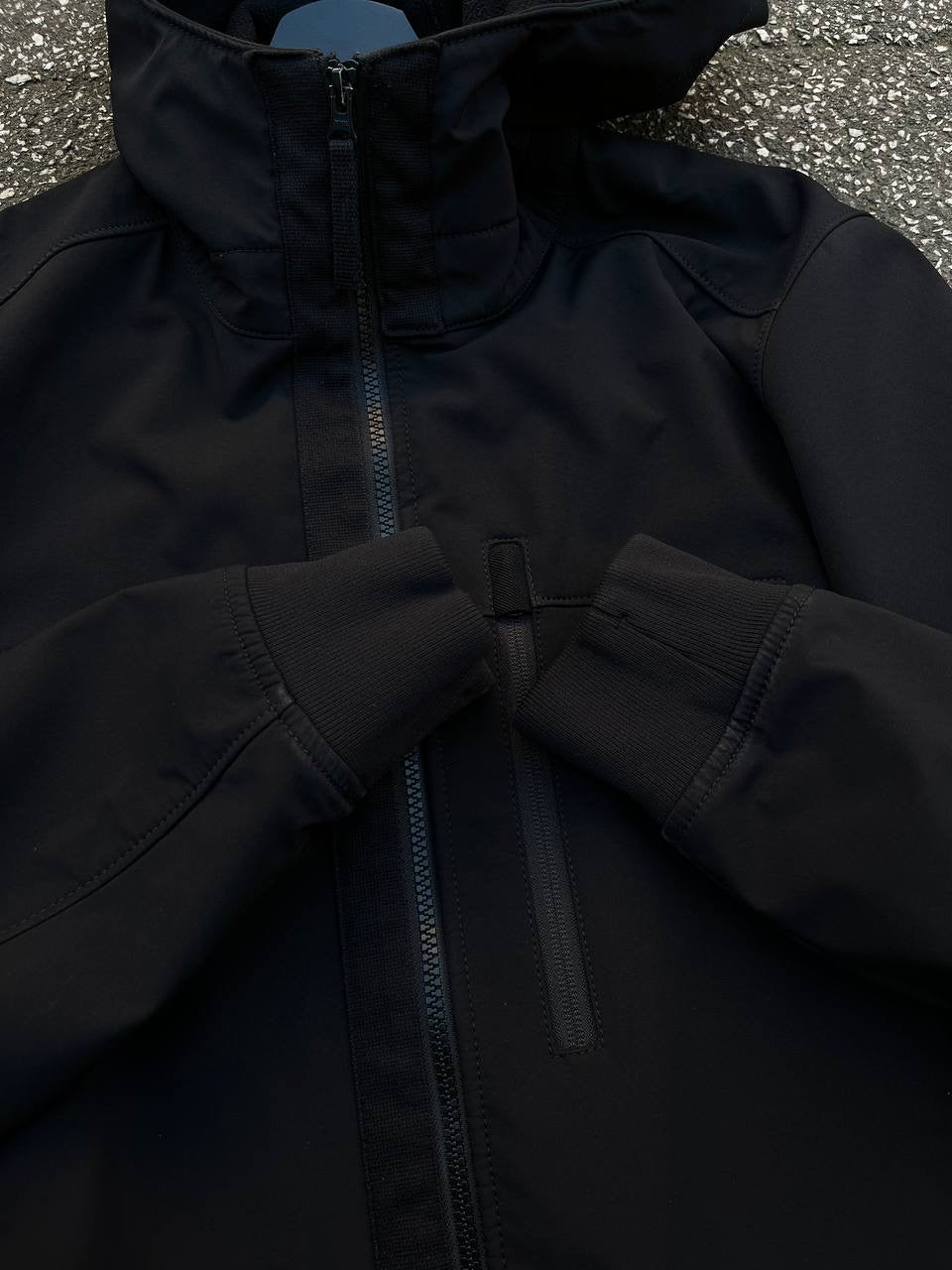 Stone Island Soft Shell R Sort med Fleece insulation Medium Brugt