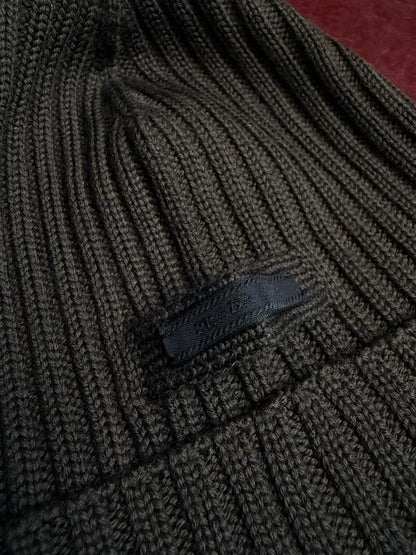 Prada Ribbed Knit Beanie – Dark Charcoal / Black