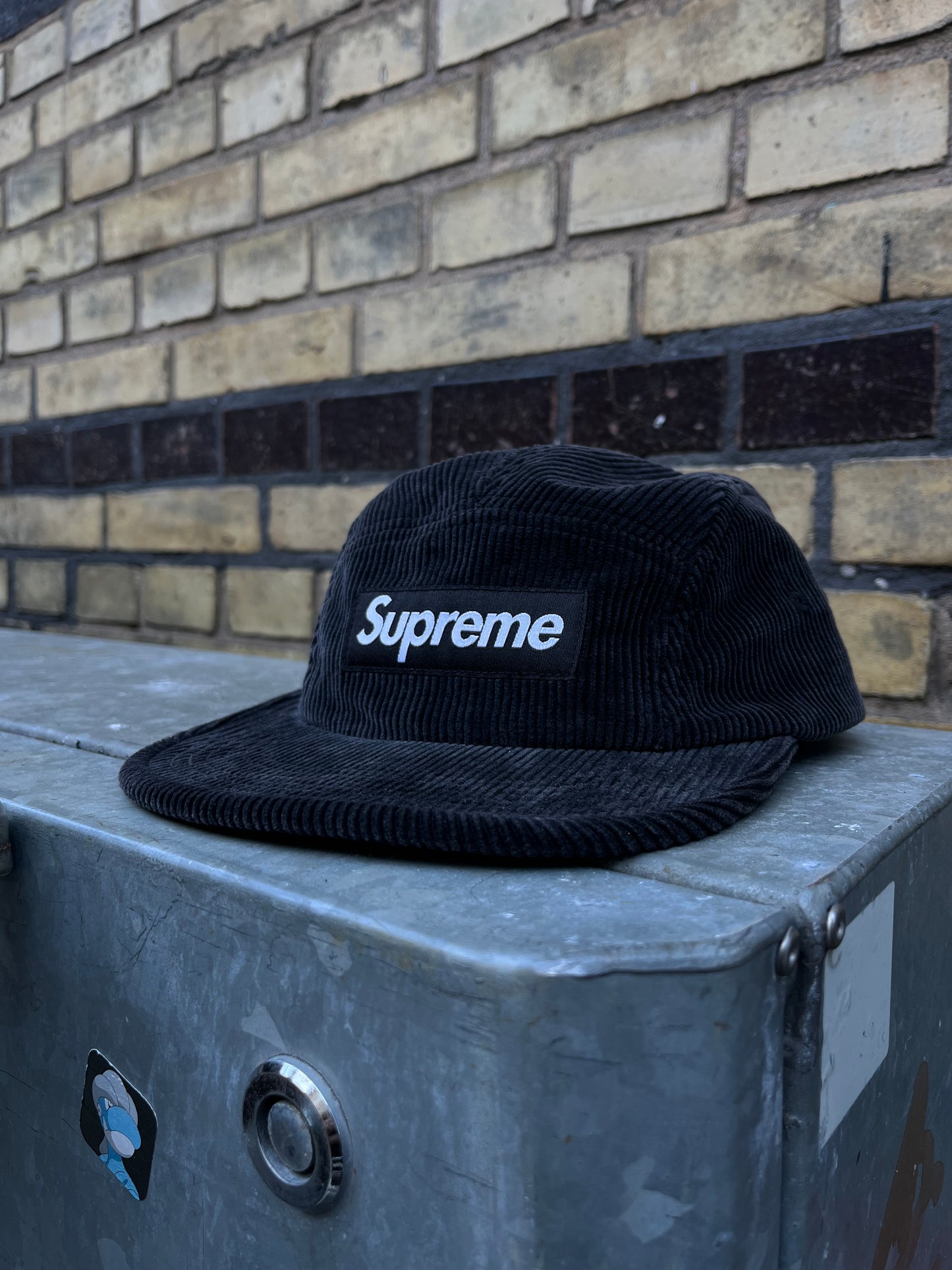 Supreme Cap 5 panel Fløjls Cap Sort Grå One Size