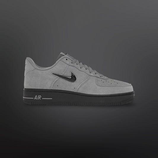 Nike Air Force 1 Low Suede – Grey/Black (Str. 45)